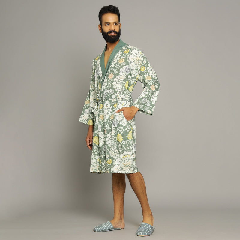 Home Centre Grey Solid Cotton Bath Robe Price in India, Full Specifications  & Offers | DTashion.com